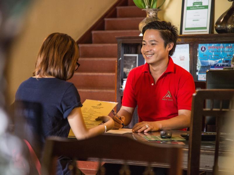 Anise Hotel And Restaurant Phnom Penh Exterior photo